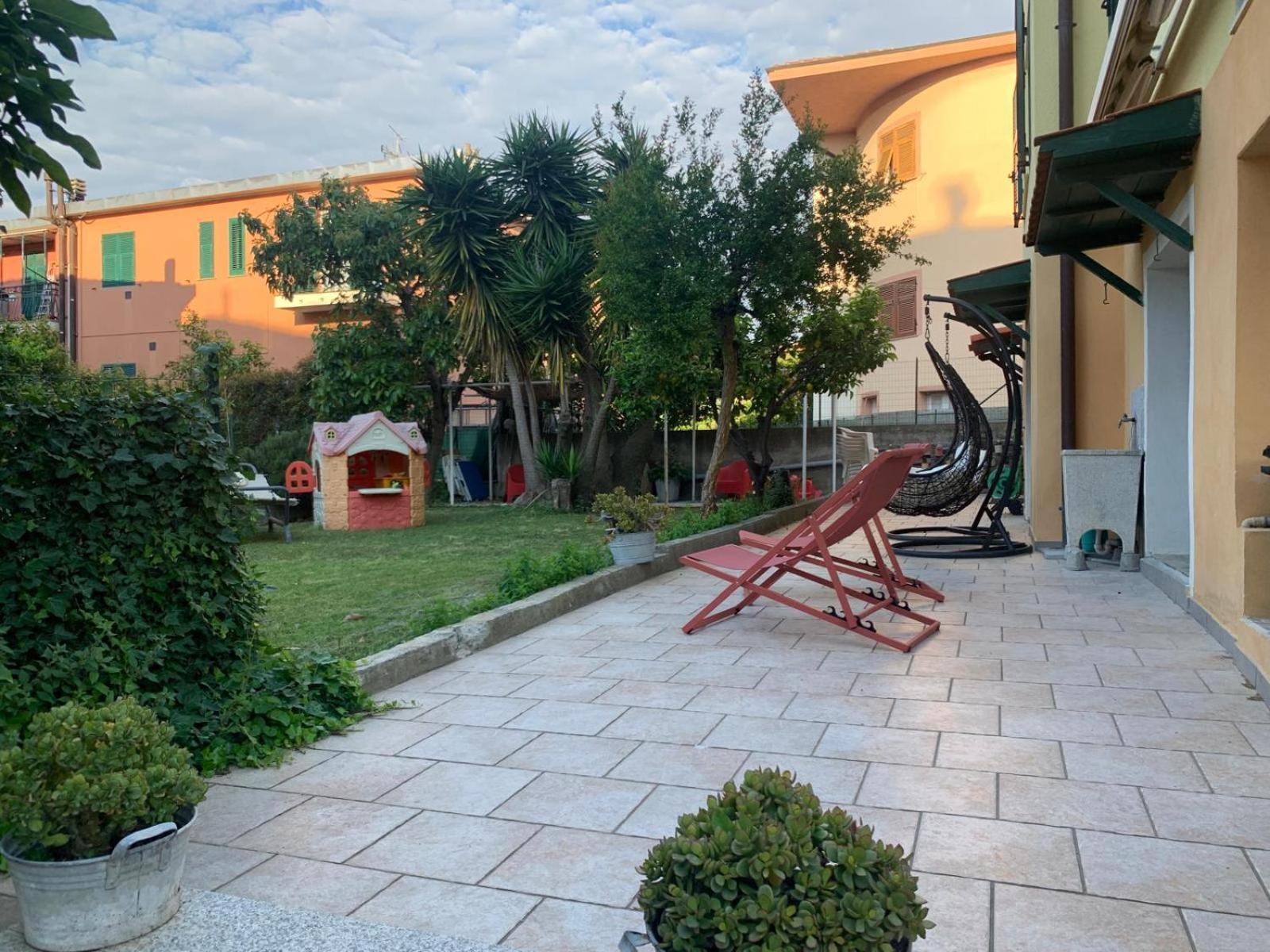 B&B La Magnolia Savona Bagian luar foto